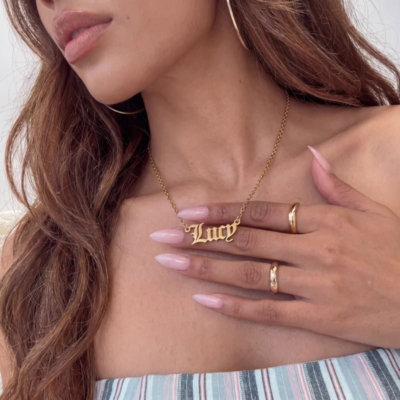 Carrie Necklace UK 2026: SATC Nameplate Necklace History