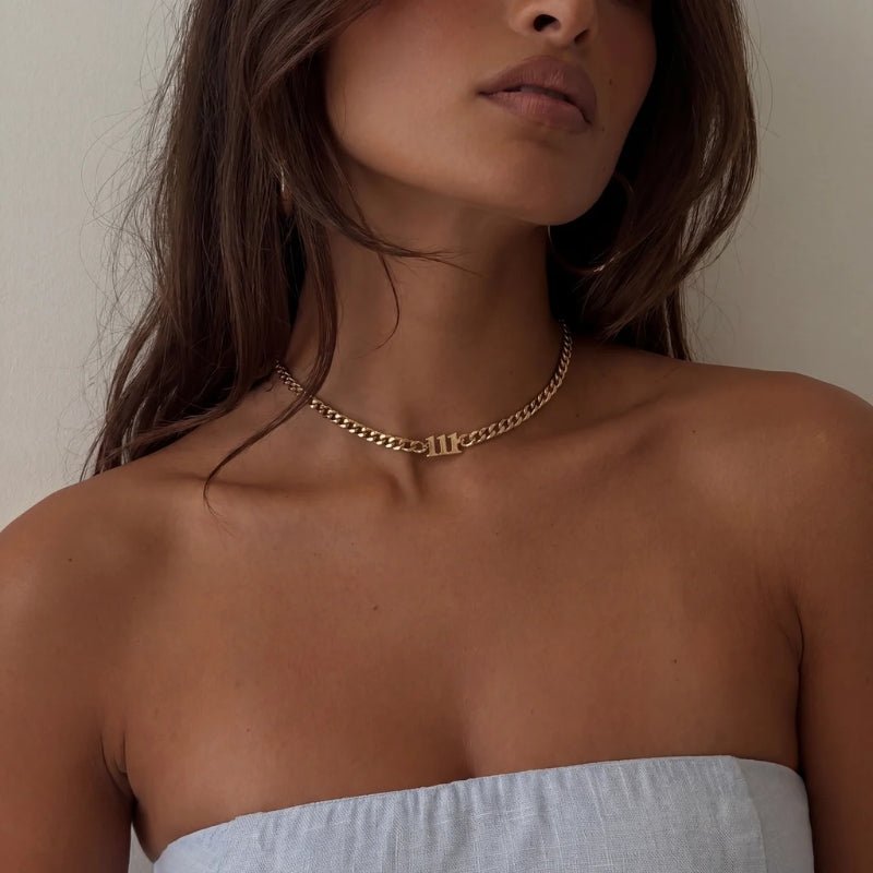 Numero Angelico Oro Choker