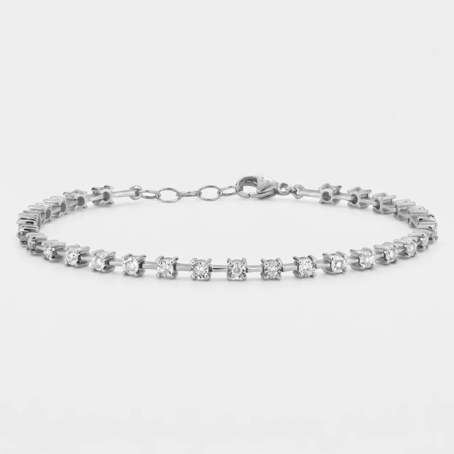 Interval Tennis Bracelet texture close-up