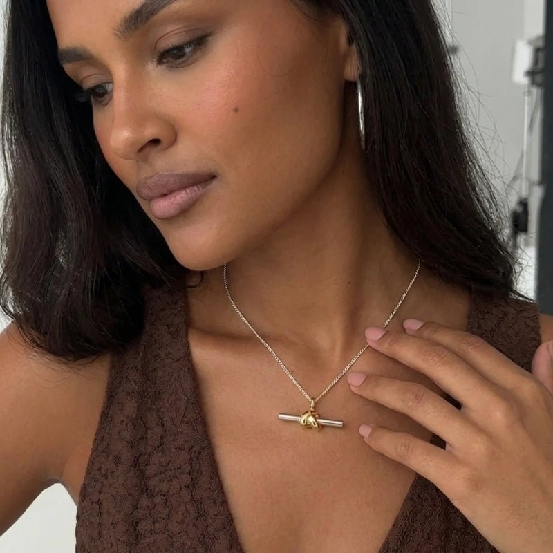 Collana con Pendente T-Bar Knot - Lucy