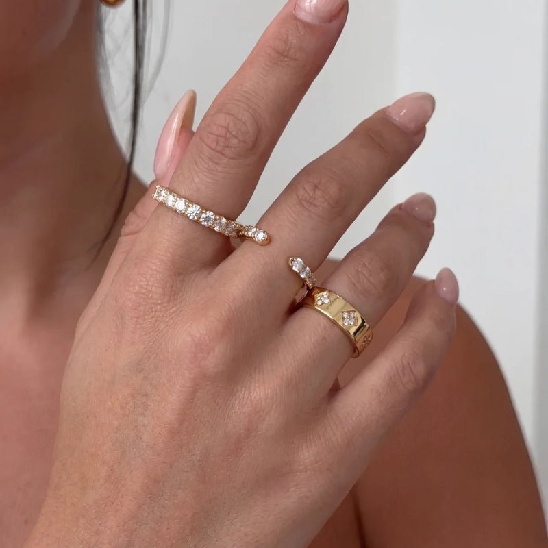 Anello Fascia Tennis - Mezza Eternità Zirconi Oro