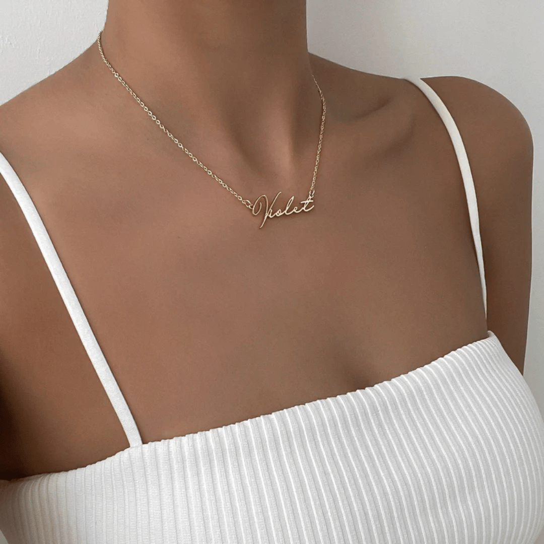 Collana con nome Astrid – Personalizzata ed elegante 