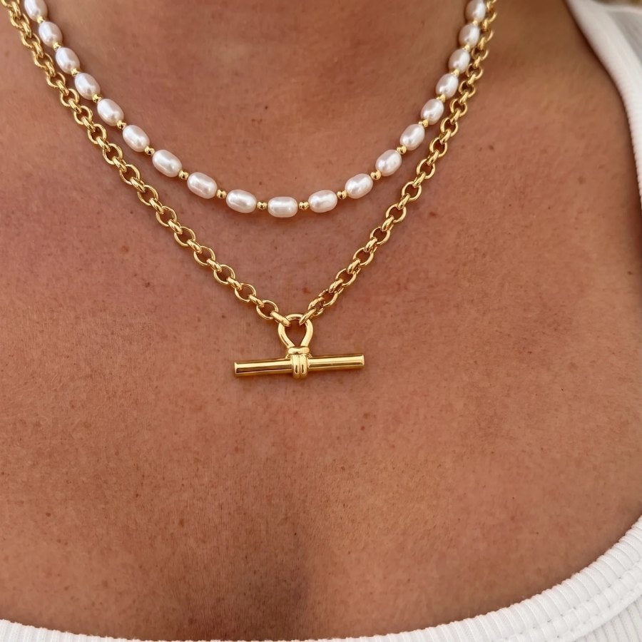 Pearl T-Bar Necklace Set