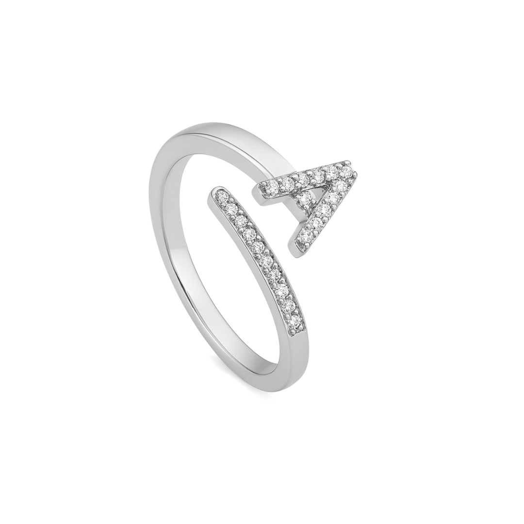 Eisiger Initialenring – Auffällig, individuell und vergoldet