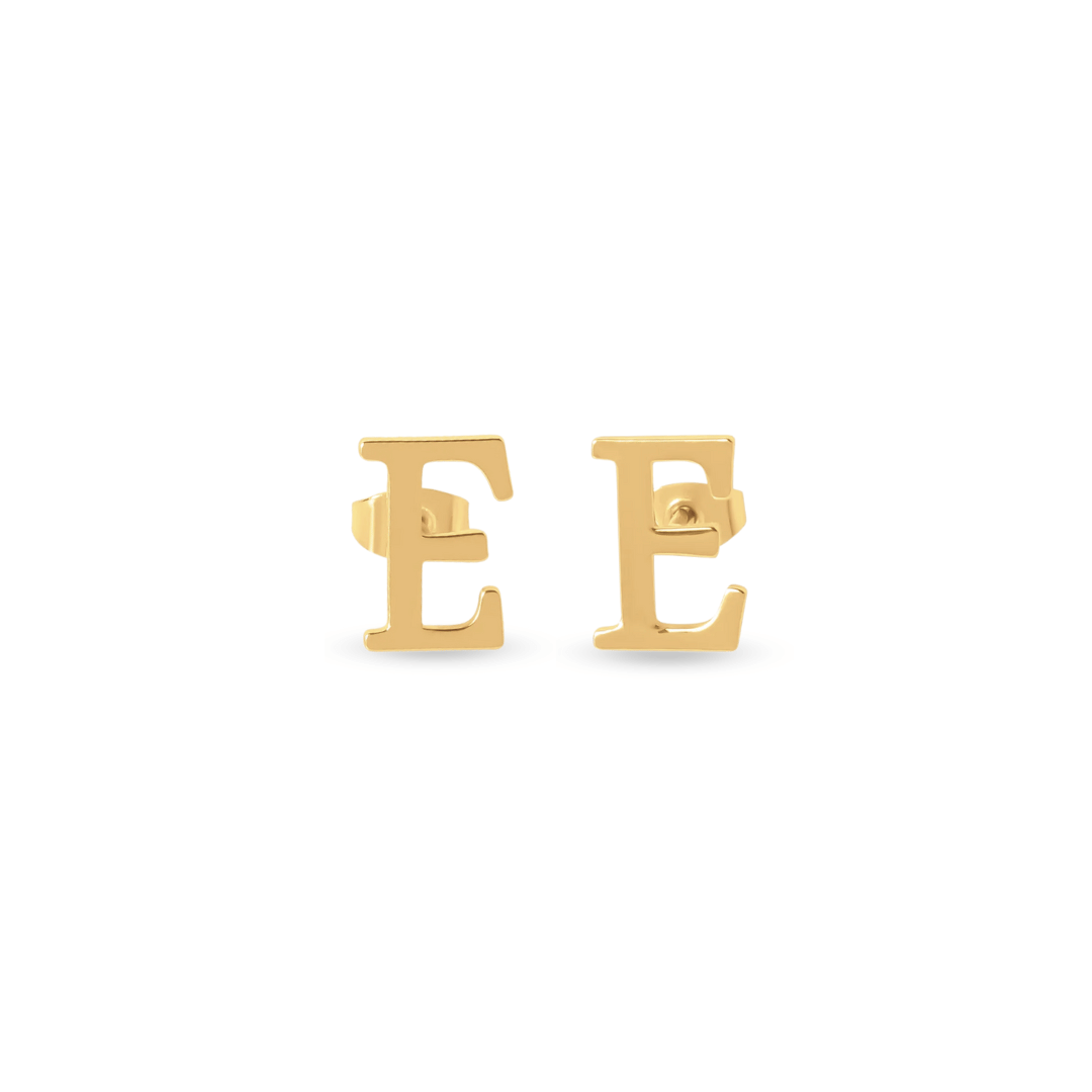 Orecchini con iniziali: eleganti e personalizzati 