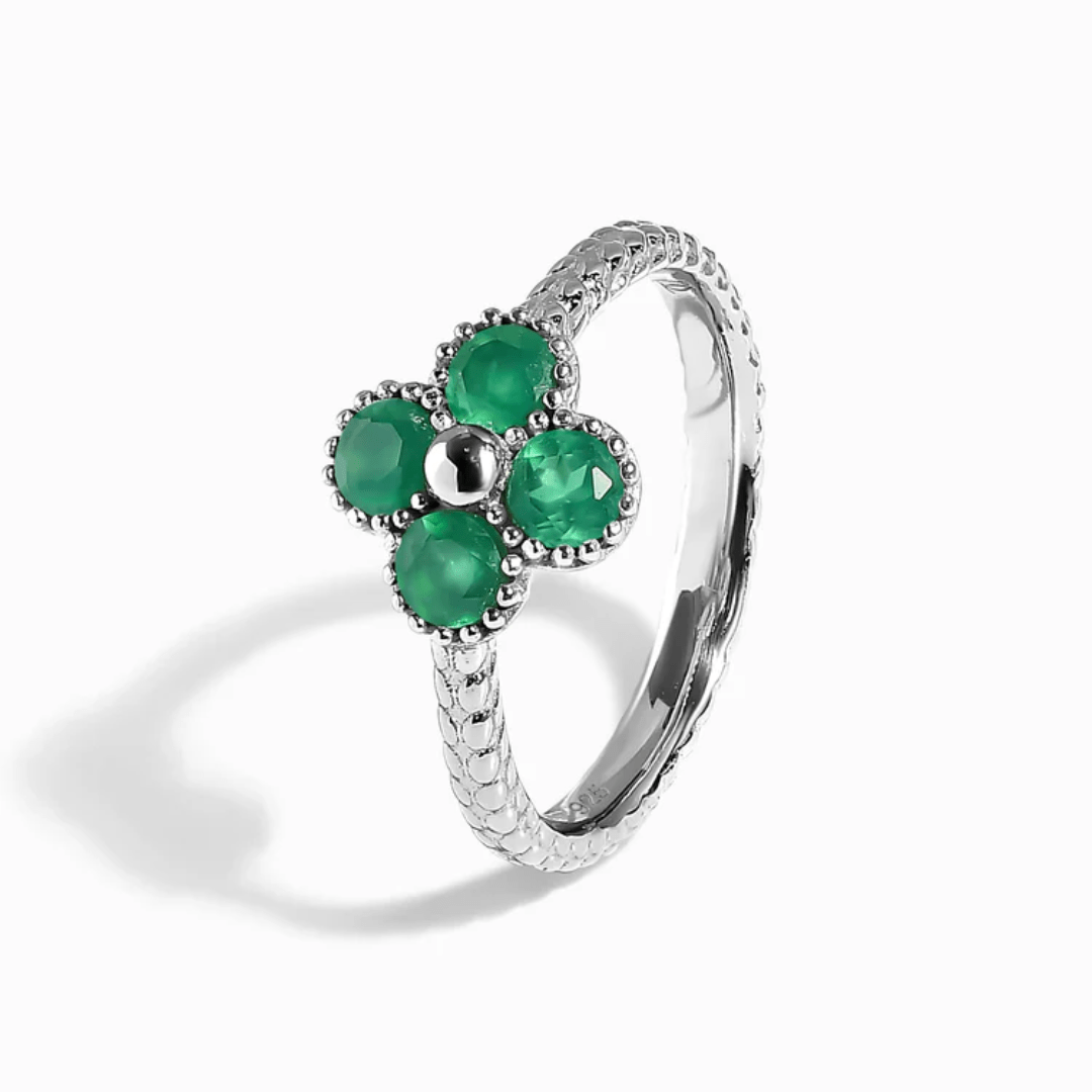 Glücksbringer aus grünem Onyx 