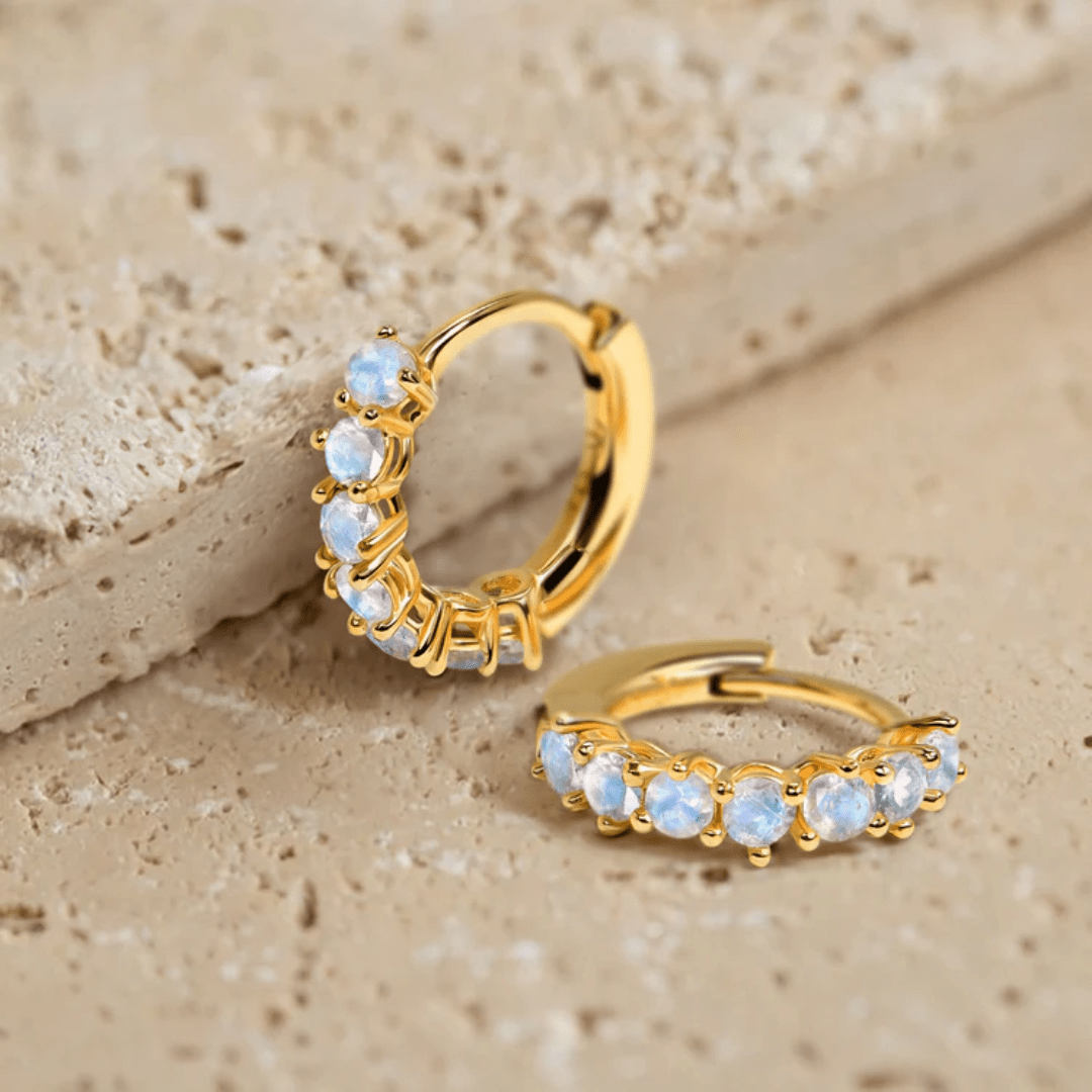 Orecchini a cerchio con pietra di luna 