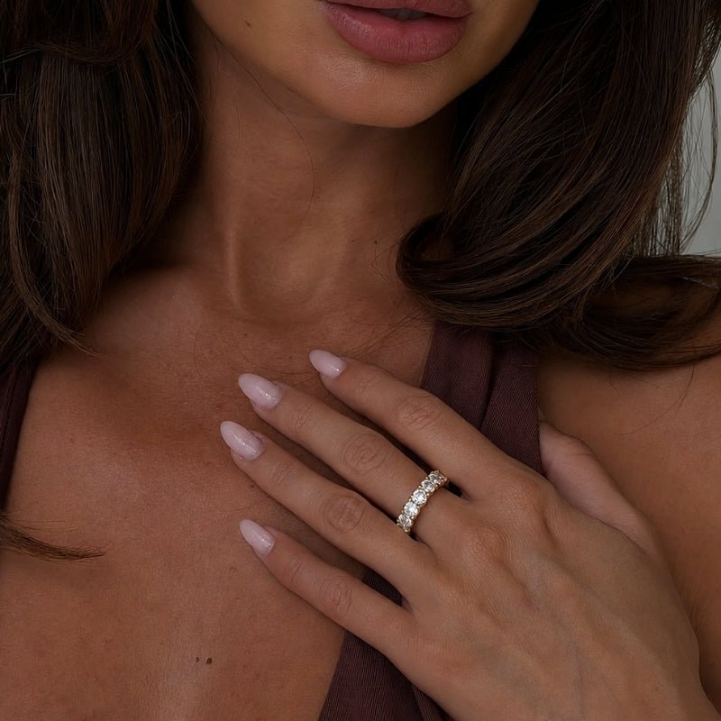 Pavé CZ Cluster Ring - Macie