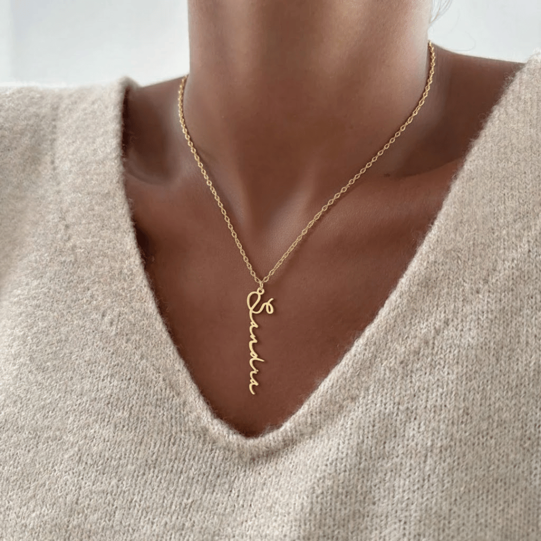 Collana con firma verticale: fatta per durare 